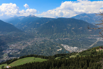 Fototapeta na wymiar Lana Südtirol