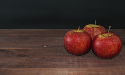 Apples on a wooden background. Proper diet. Healthy diet. Vegetarianism. Proper Breakfast. The right snack.