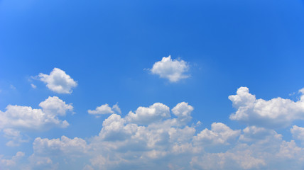 White clouds and the sky In the summer holidays