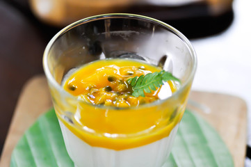 passion fruit panna cotta