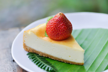 cheese cake with strawberry topping