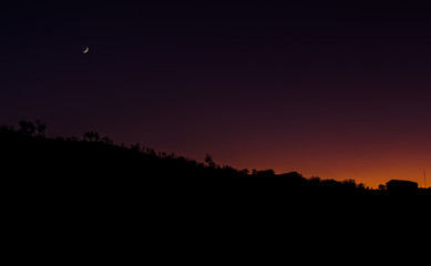 la lune apres coucher de soleil
