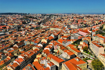 Obraz premium Lissabon Luftbilder - Luftaufnahmen von Lissabon: Ponte 25 de Abril, Castelo de São Jorge, Igreja de Santa Engrácia, Commerce Square und weitere Sehenswürdigkeiten