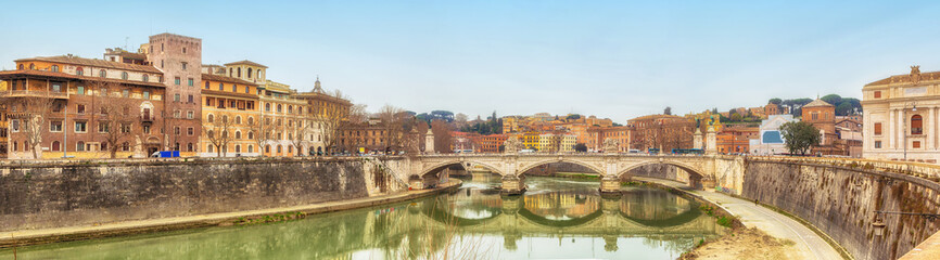 Obraz na płótnie Canvas Vittorio Emanuele famous bridge in Rome, Italy