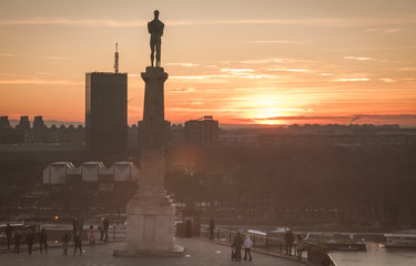 Fototapeta na wymiar silhouette of city at sunset