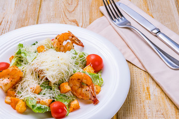 salad caesar with shrimps