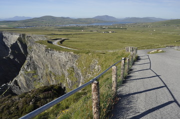 Fototapeta na wymiar Road in Ring of Kerry, Ireland