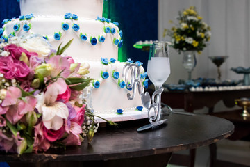 Cake wedding and a toast glass