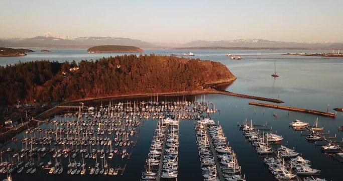 cap sante park; sea; travel; anacortes; harbor; washington; sky; marina; water; ocean; island; boat; overlook; nature; coast; boats; tourism; landscape; evening; port; sunset; view; bay; beautiful; se