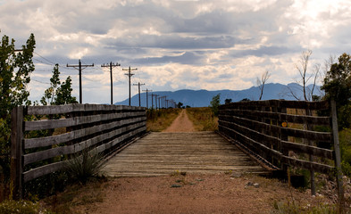 Obraz premium Old Wooden Bridge