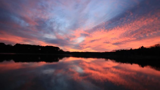 Time lapse footage of the setting sun at the LBJ Grasslands
