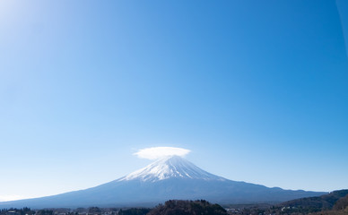 Fuji mountain and Kawaguchiko lake with cloud and blue sky day 