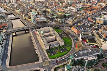 Dublin - Luftbilder von Dublin mit DJI Mavic 2 Drohne fotografiert aus ca. 100 Meter Höhe