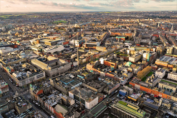 Naklejka premium Dublin - Luftbilder von Dublin mit DJI Mavic 2 Drohne fotografiert aus ca. 100 Meter Höhe