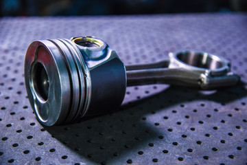 piston and connecting rod assembly