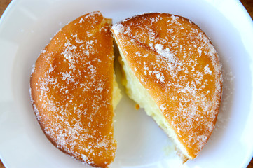 Krapfen alla crema fritto