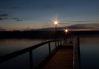 Fototapeta na wymiar wooden jetty at sunset