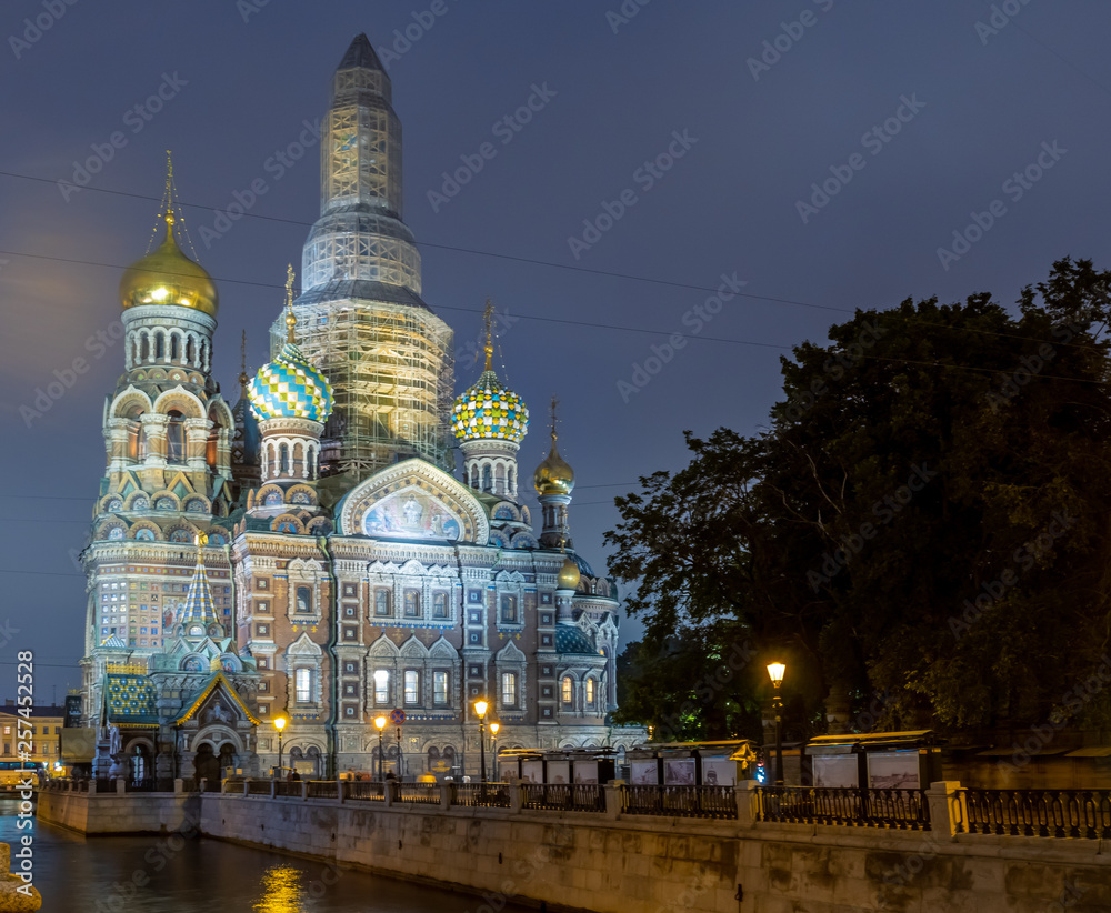 Wall mural church of the savior on spilled blood in evening, russia