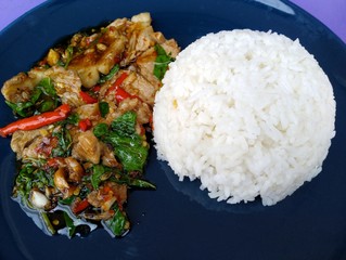 Rice and pork fried with basil