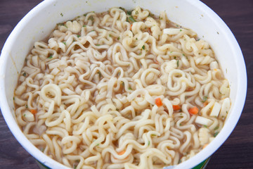 spaghetti with tomato sauce