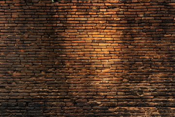 Fototapeta na wymiar Beautiful brick walls that are not plastered background and texture.