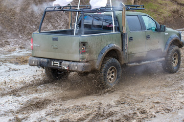 Russian SUV, Off-road vehicle slips, Stuck in the river	