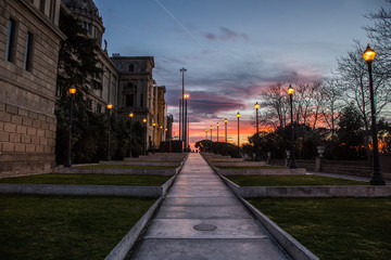 Atardecer en el museo en barcelona