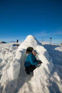 Building an igloo on Seymour Mountain, Vancouver, British Columbia, Canada.