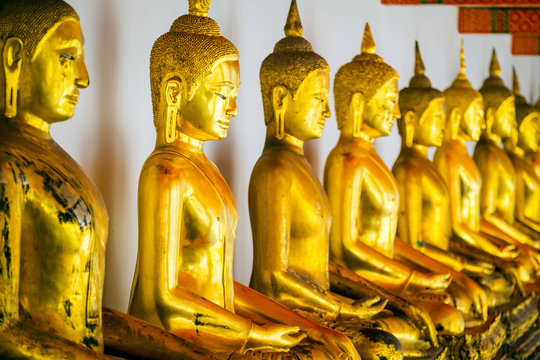 Golden Buddha statues, Wat Pho (Temple of the Reclining Buddha)