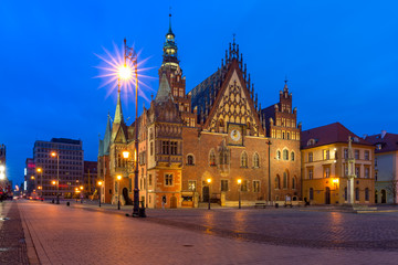Fototapeta na wymiar City hall on Market Square in Wroclaw, Poland