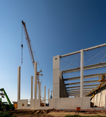 Rohbau einer neuen Industriehalle