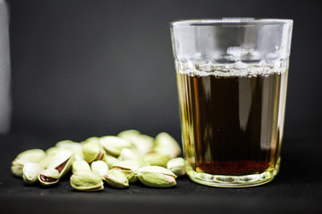 black tea with pistachio
