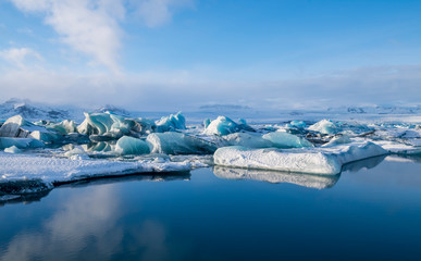 Fototapeta na wymiar Iceland Glacier Lake Scenery