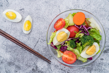 A bowl of fresh vegetable salad