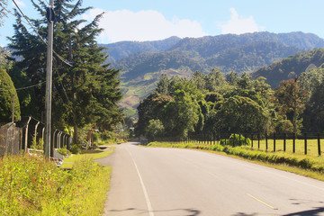 Carretera en la cerro punta panamá