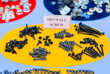 many type of metal screw for homework or industrial