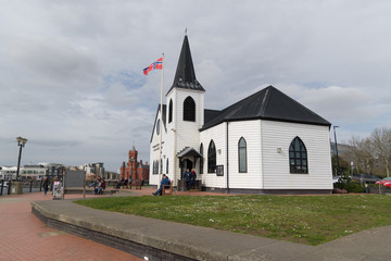 Fototapeta na wymiar The Norwegian Church Cardiff Bay
