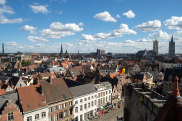 Fototapeta na wymiar Scenery from the top of the graven steen castle at Gent, Belgium / City View from Gravensteen Castle