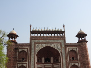 Mosque in the territory Taj Mahal, India.