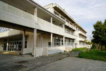 日本の小学校、閉鎖された小学校、少子化により閉鎖された小学校、