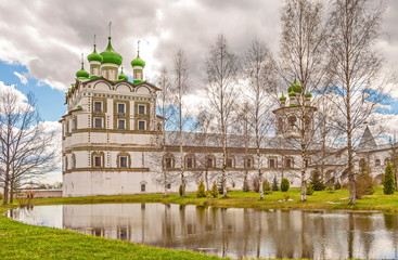 Fototapeta na wymiar Ancient Nicholas Orthodox Monastery in Veliky Novgorod