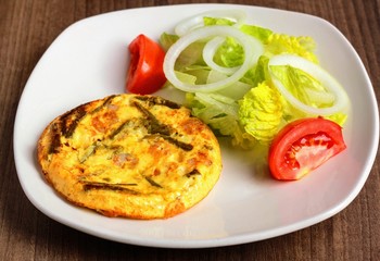 Tortilla de patatas y verduras
