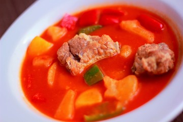 Estofado de costillas con patatas