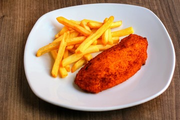 Croqueta casera con patatas