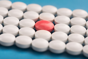 Unique or super pill with another white classik pills