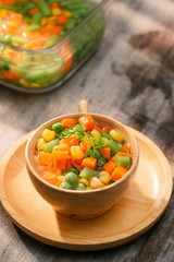 Steamed Organic Vegetable Medly with Peas, Corn, Beans, and Carrots