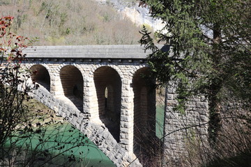 PONT DE LA BALME SUR LE FLEUVE RHONE - LA BALME - SAVOIE