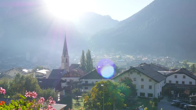 Timelapse &ndash; Morning Sun in Mountain Village