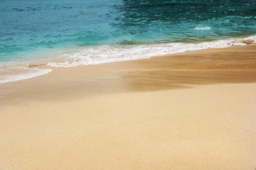 Fototapeta na wymiar sea view with sand