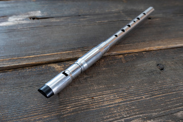 Tin Whistle aus Metall